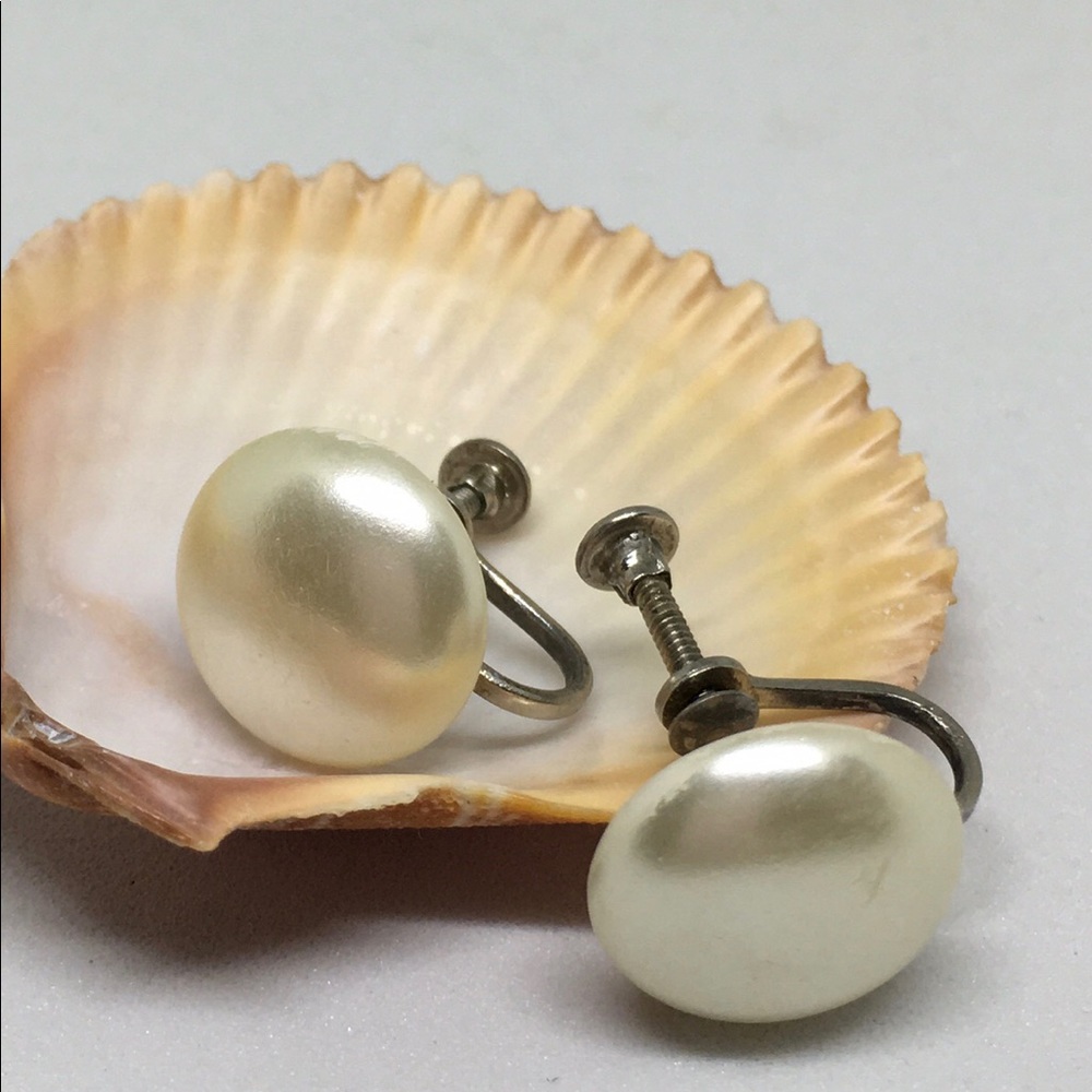 Vintage sterling screw-back pearl button earrings